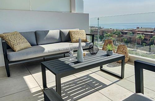 Casares Apartment | Via Celere 2330 Sea View Apartment