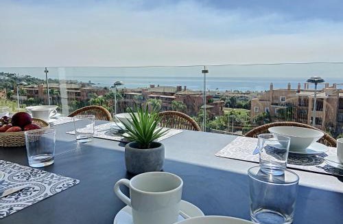 Casares Apartment | Via Celere 2330 Sea View Apartment