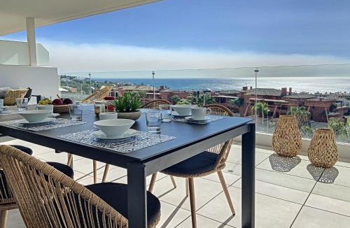 Casares Apartment | Via Celere 2331 Luxury Sea View Apartment