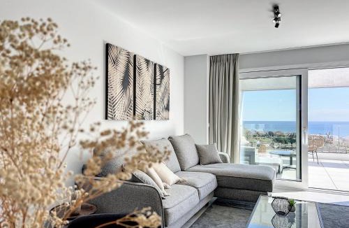 Casares Apartment | Via Celere 2340