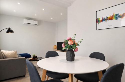 La Victoria Apartment | Victoria Flat F&M Modern and Comfortable Near City Center