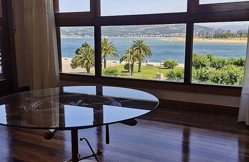 Santona Apartment | VIEWS OF SANTOÑA BAY. Magnificent views of Santoña Bay