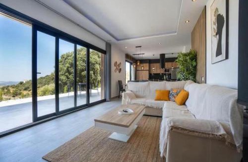 El Gastor Villa | Villa 106 by Villamya