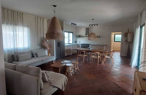 Guadalmina Ski Chalet | Villa 5 bedrooms, 4 in the main house and 1 bedroom in a private guest cottage