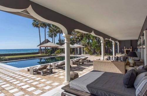 Marbella Villa | Villa Alessia 7 Bedrooms Elegant Villa Just in Front of the sea - Villas for Rent in Marbella Spain