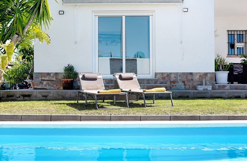Conil de la Frontera House | Villa Álvaro with Private Pool and Terrace in Conil de la Frontera