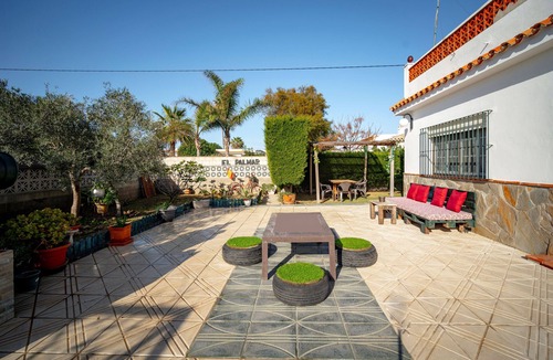 El Palmar Ski Chalet | Villa Angela el Palmarnvery close to the beach (pets free)