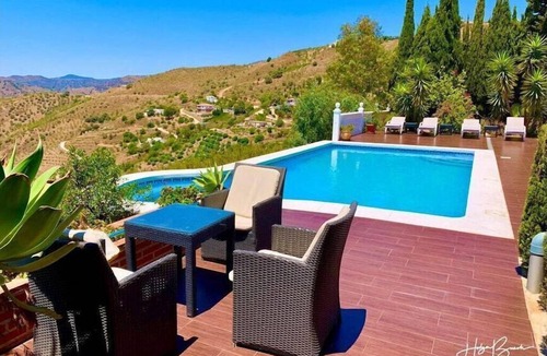 Moclinejo House | Villa Axarquia Comfortable holiday residence