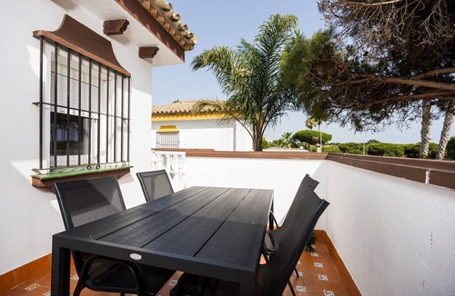 Poblado de Sancti Petri Villa | Villa 'Aytana' with Private Pool, Wi-Fi and Air Conditioning