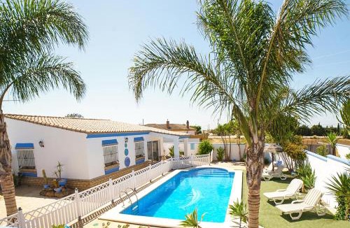 Conil de la Frontera House | VILLA BANANERA CON PISCINA PRIVADA en CONIL DE LA FRONTERA