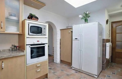 Guadalmina Villa | Villa 'by the Beach 5 Bedrooms' With Sea View, Wi-fi and Air Conditioning