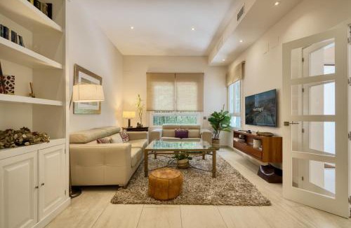Huerta de la Salud House | Villa Carmela, by Homing U
