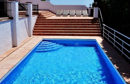 Nerja Villa | Villa 'Casa Alba' with Sea View, Wi-Fi and Air Conditioning