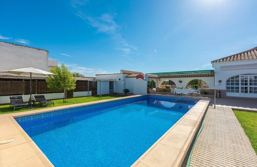 Marchena House | Villa "Casa Rural Entre Olivos" with Pool & Wi-Fi