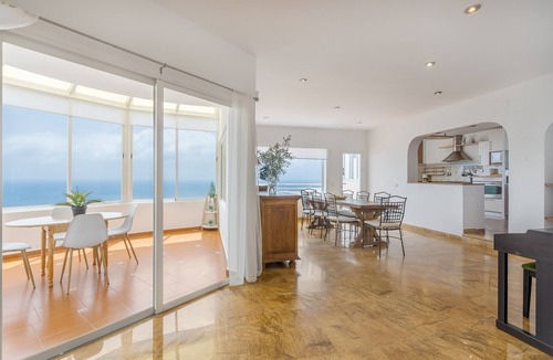 Salobrena Villa | Villa 'Casa Naranjita' with Sea View, Wi-Fi and Heated Pool