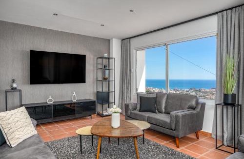 Benalmadena Villa | Villa Casa Veronica Top Views Heated Pool