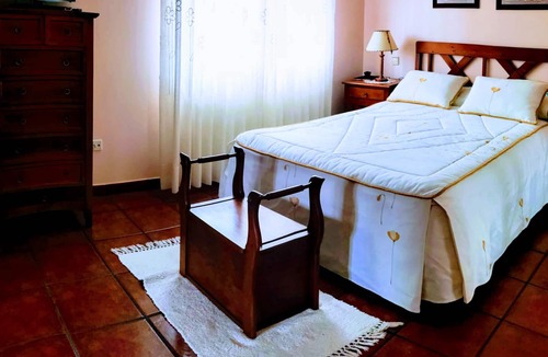 Carranque House | Villa con piscina privada cerca de Parque Warner
