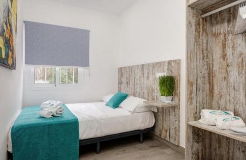 Torremolinos Villa | Villa Conchita By Seric,15´ walking to the beach