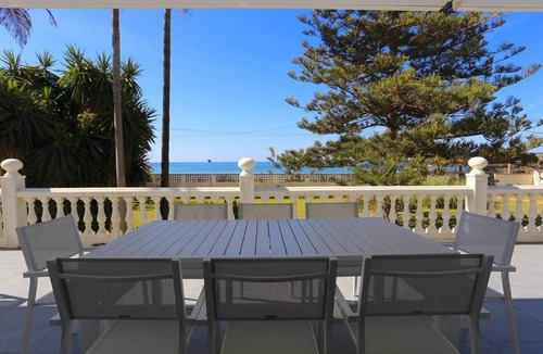 Torre de Benagalbon Ski Chalet | VILLA DEL MAR 'Boutique Beach-House' 11PAX