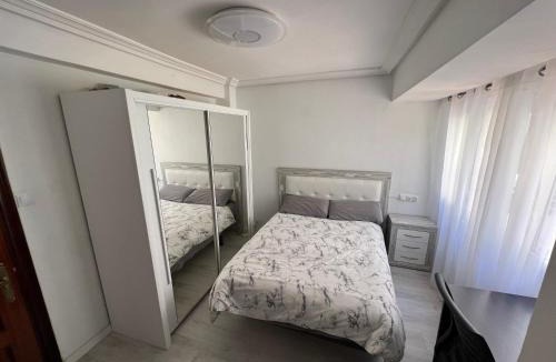 Gijon-Este Apartment | Villa del Mar, a 2' de la playa San Lorenzo