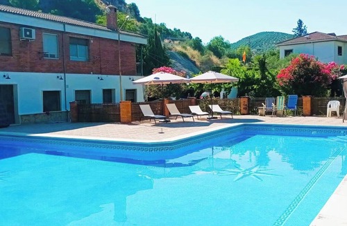 Priego de Cordoba Ski Chalet | Villa Dolores | Swimming pool, tennis, and game room