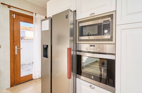 Rincon de la Victoria Villa | Villa Dopimar with Private Pool, Wi-Fi, and Air Conditioning