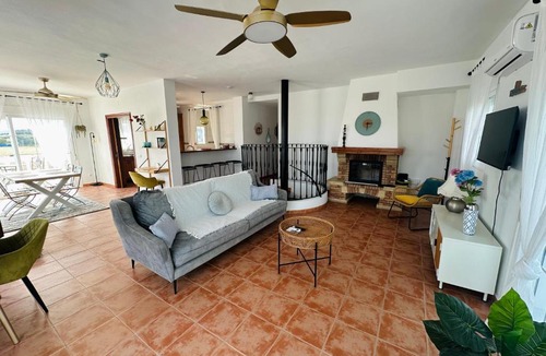New Golden Mile Villa | Villa El Dorado