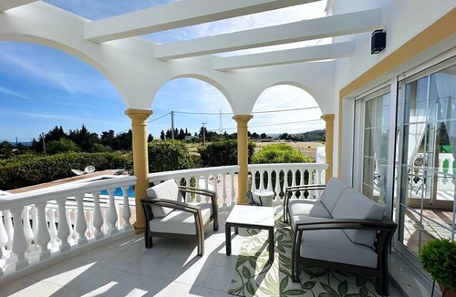 Estepona House | Villa El Dorado – Private Oasis near the Beach