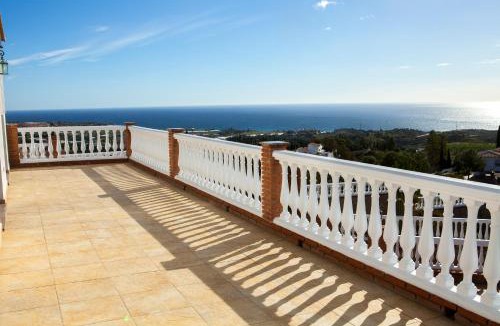 Velez-Malaga Villa | Villa El Palomar Azul with pool and sea view