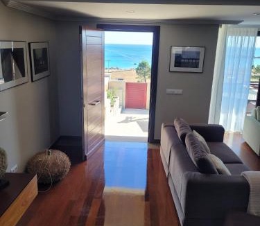 Ciudad Universitaria Apartment | Villa en O Grove-vistas al mar-Complejo Raeiros