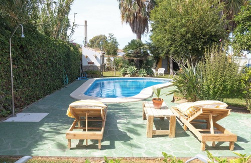 Chiclana de la Frontera Ski Chalet | Villa in La Barrosa/Green Frog