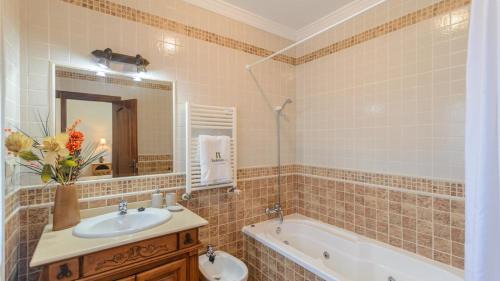 Antequera Villa | Villa Antisa Villanueva de la Concepcion by Ruralidays
