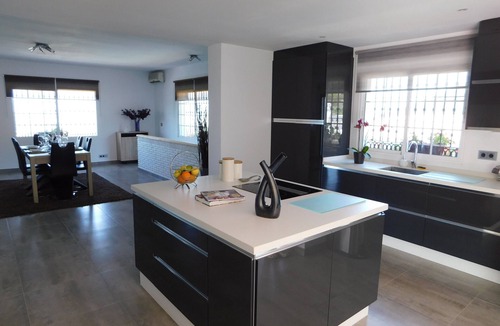 Alhaurin de la Torre Villa | Villa Fleury