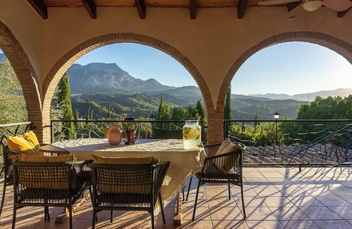 Casarabonela Villa | Villa Flores – Private Pool & Mountain Views in Casarabonela