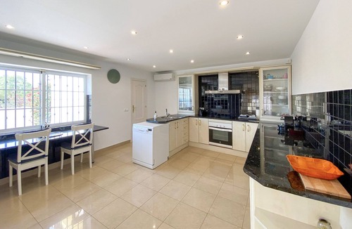 Torreblanca Villa | Villa for 8 people with private pool & bbq. 5 min drive from beach!