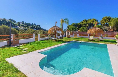 Mezquitilla Villa | Villa Isabel Vélez-Málaga by Ruralidays