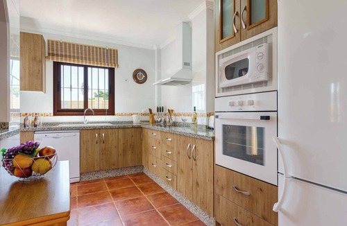 Nerja Villa | Villa Jara - Three Bedroom Villa, Sleeps 6
