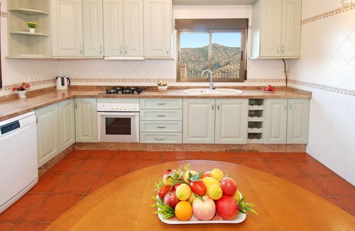 Comares Villa | Villa José 1, 12 Pers, Sea View ! Heated pool, Wifi,A/C, petfriendly