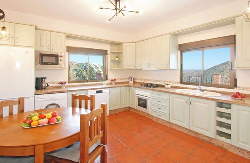 Comares Villa | Villa José 1, 12 Pers, Sea View ! Heated pool, Wifi,A/C, petfriendly