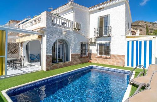 Nerja Villa | Villa Kenny Private Pool Casasol