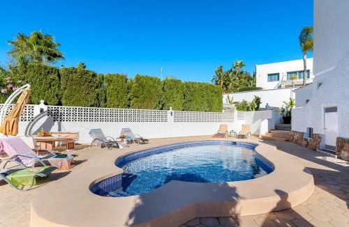 Casas de Torrat Villa | Villa Kirsty - Plusholidays