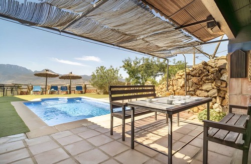 El Gastor House | Villa 'La Cañada' with Lake Views, Wi-Fi and Air Conditioning