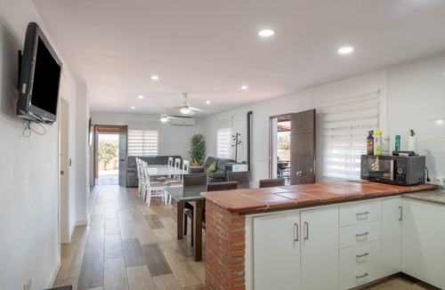 Obejo House | Villa La Finca Country House with Mountain Views, Wi-Fi and Air Conditioning