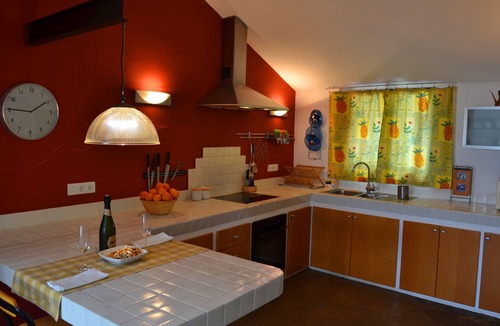 Montecorto Cottage | Villa la Roca, WIFI, air conditioning and pool for 6 people near Ronda