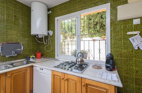 Benalmadena Costa Villa | VILLA LA TUNA - Beautiful villa with private pool, sea views and free WiFi.