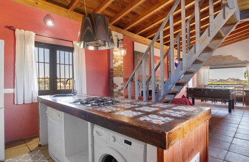 Arcos de la Frontera Villa | Villa 'La Viña' with Mountain Views, Wi-Fi, and Air Conditioning