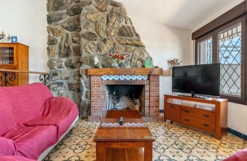 Barrio de la Vega Villa | Villa Leonor con piscina privada