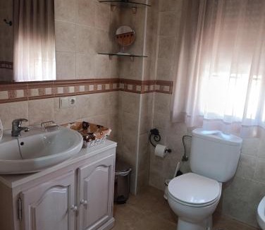 Badolatosa Villa | Villa los Solares Casa para grupos