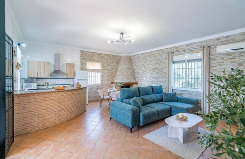Marchena Cottage | Villa Manantial Holiday Home