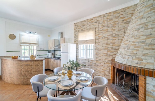 Marchena Cottage | Villa Manantial Holiday Home